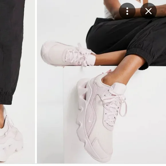 Gorgeous Nike women sneakers - Picture 7 of 13